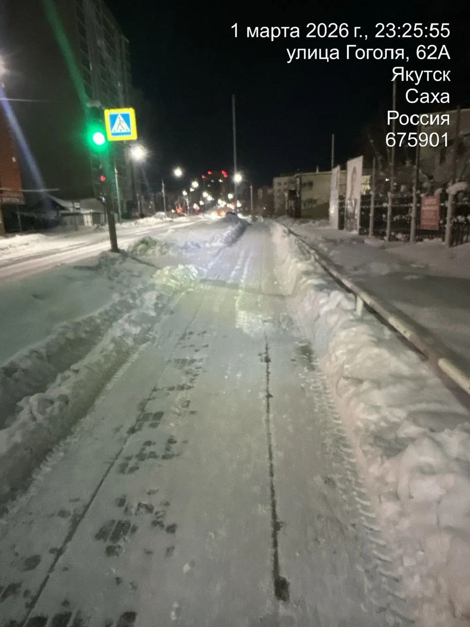 Наша подрядная организация продолжает очистку тротуаров от снега Наша подрядная организация продолжает очистку тротуаров от снега