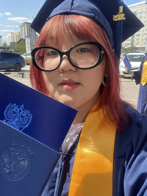 Молодой врач по профилактике Усть-Янской ЦРБ Александра Жиркова: «Я вижу себя только врачом и вернулась помогать землякам»