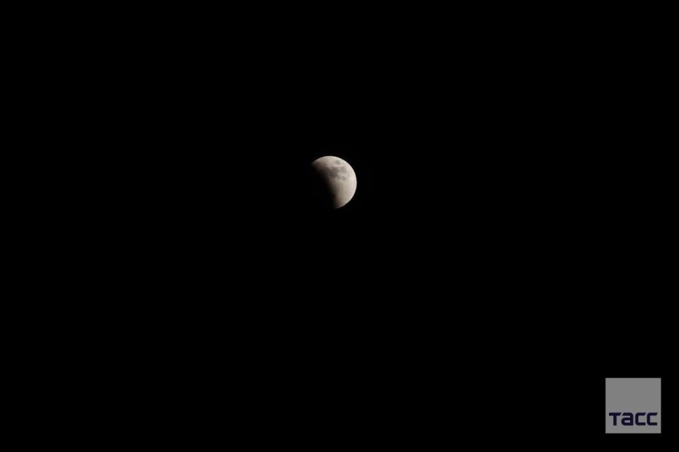 Лунное затмение в Якутске