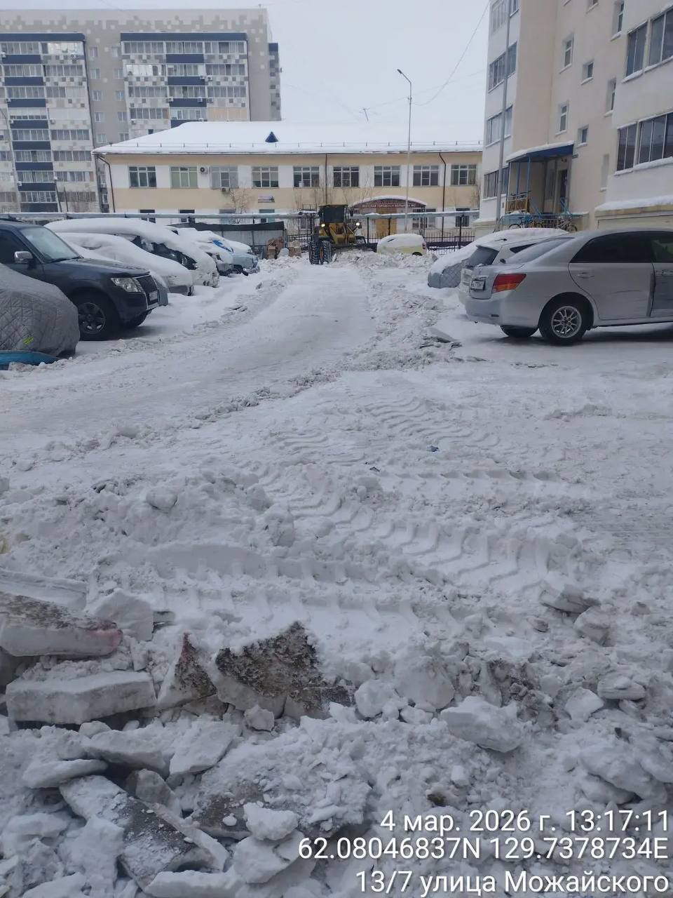 Вывоз снега с придомовых территорий в Гагаринском округе! Вывоз снега с придомовых территорий в Гагаринском округе!