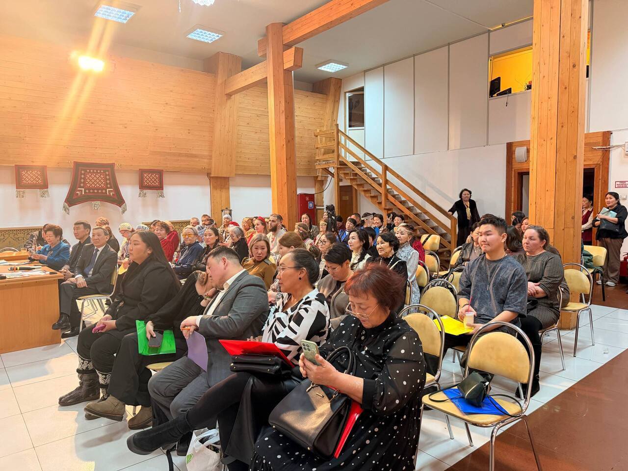 Как сделать ремесла бизнесом: на форуме в Якутске обсудили коммерциализацию традиций Как сделать ремесла бизнесом: на форуме в Якутске обсудили коммерциализацию традиций