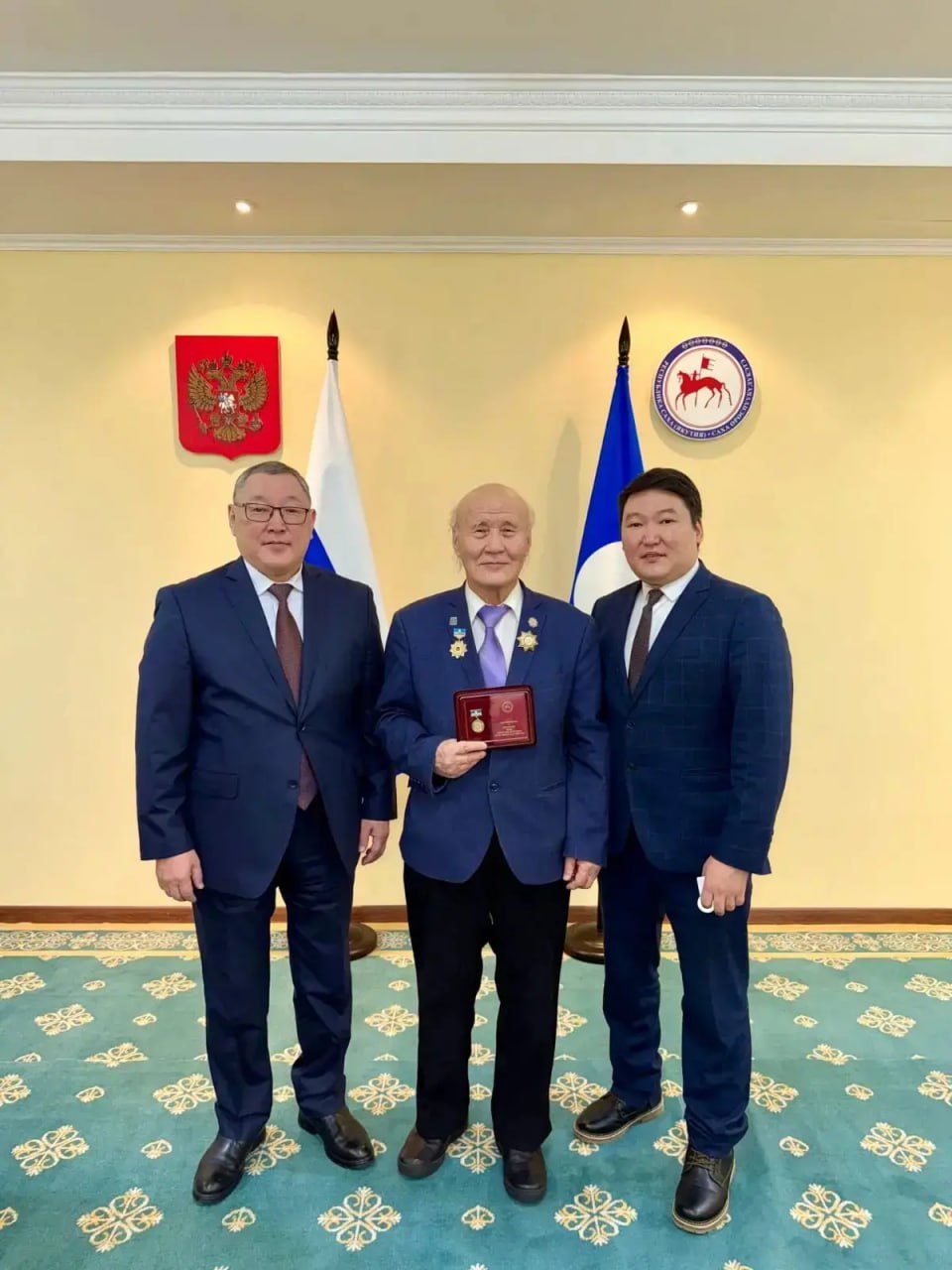 Оо, ыччат, трбт дойду туугар 63 сыл экилэ суох лэ диэн санаатахха да дб буолбатах