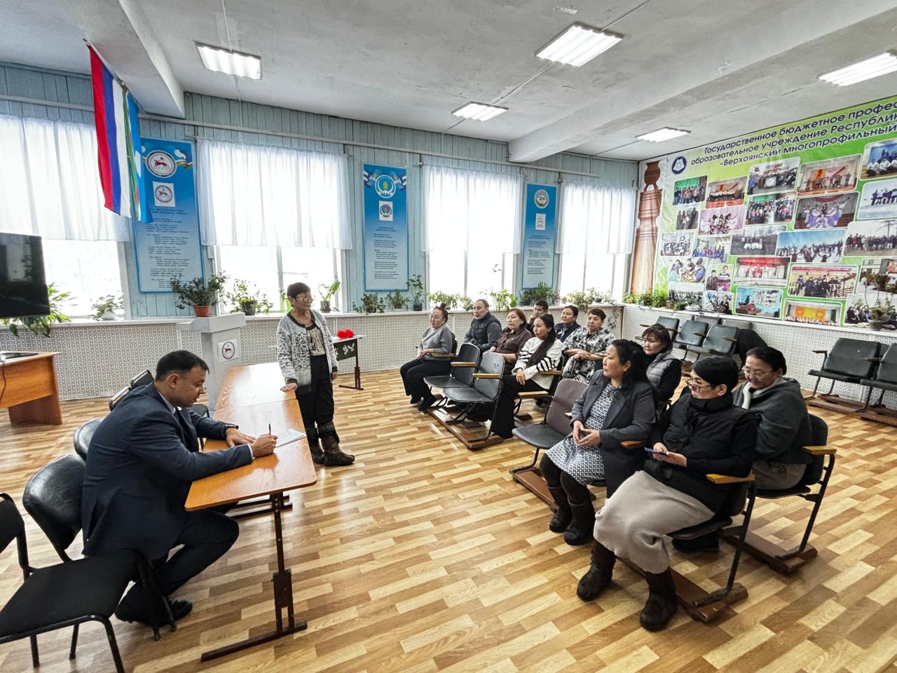 Депутат Ил Тумэн Иван Луцкан работает в Верхоянском районе Депутат Ил Тумэн Иван Луцкан работает в Верхоянском районе