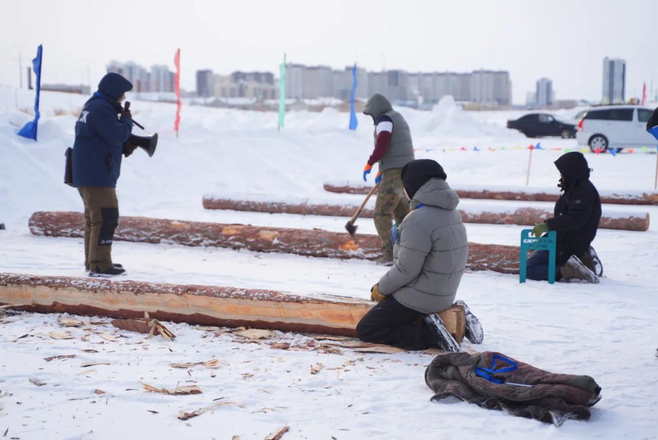 Евгений Григорьев: Сегодня в Якутске состоялись традиционные, IX городские соревнования отцов и сыновей «А5а курэ5э-2026», направленные на укрепление традиционных семейных ценностей, повышение роли отца в деле воспитания... Евгений Григорьев: Сегодня в Якутске состоялись традиционные, IX городские соревнования отцов и сыновей «А5а курэ5э-2026», направленные на укрепление традиционных семейных ценностей, повышение роли отца в деле воспитания...