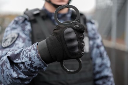 Снижение числа арестов в России: Путин высказался о гуманизации законодательства