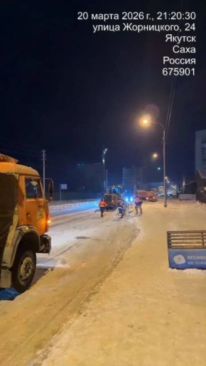 Погрузка снега по ул. Жорницкого