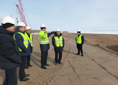 Депутаты Ил Тумэна оценили масштаб работ на стройплощадке Ленского моста