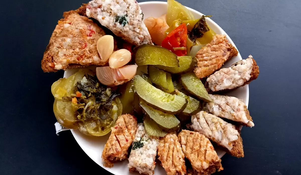 Намазка из сала: простые и сытные рецепты для гурманов