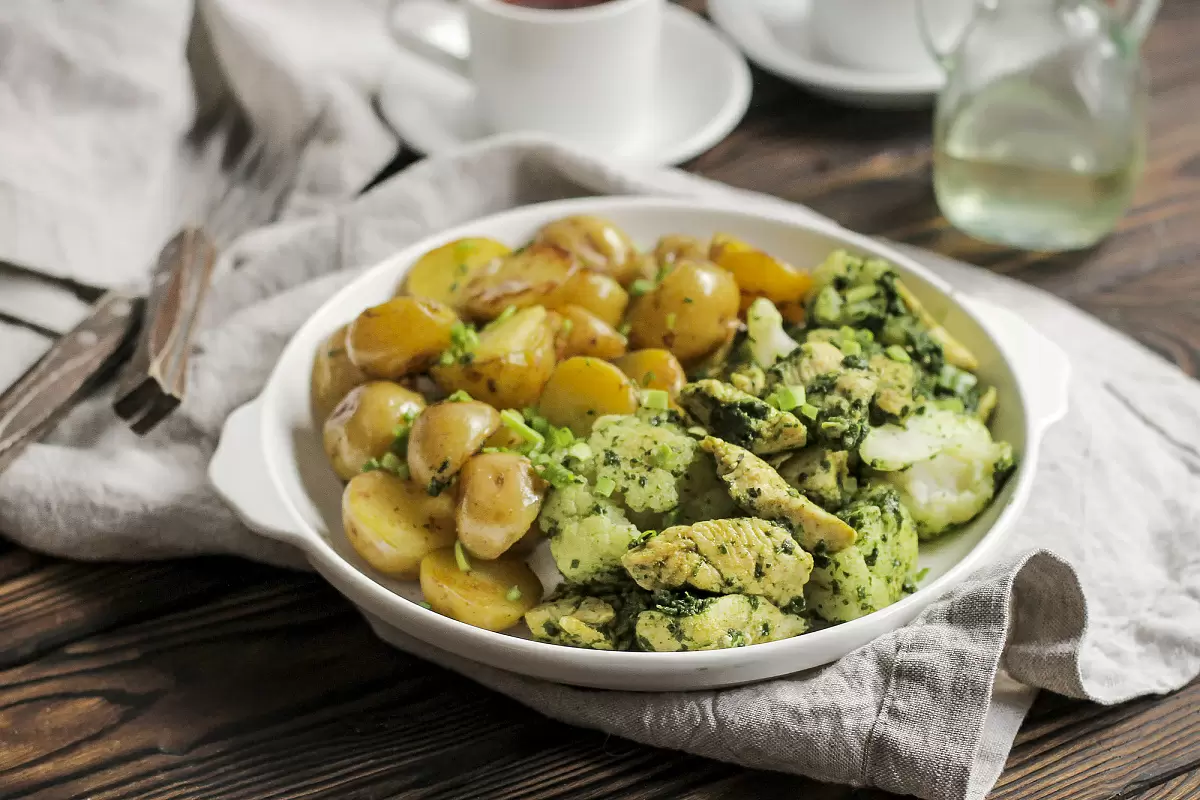 Индейка со шпинатом: простое и оригинальное блюдо для всей семьи