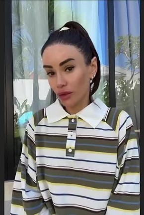 Айза вслед за Боней раскритиковала происходящее в стране