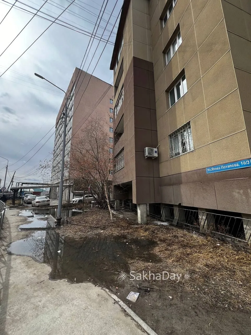 #пишут Вторую неделю не решается проблема откачки канализации и устранения засора в колодце