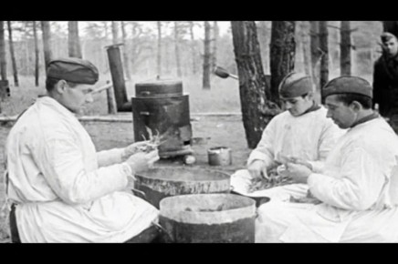 В рамках спецрубрики #санэпидслужба_1941_1945 мы продолжаем рассказывать о выдающейся работе тех, кто в годы Великой Отечественной войны защищал санитарно-эпидемиологическое благополучие