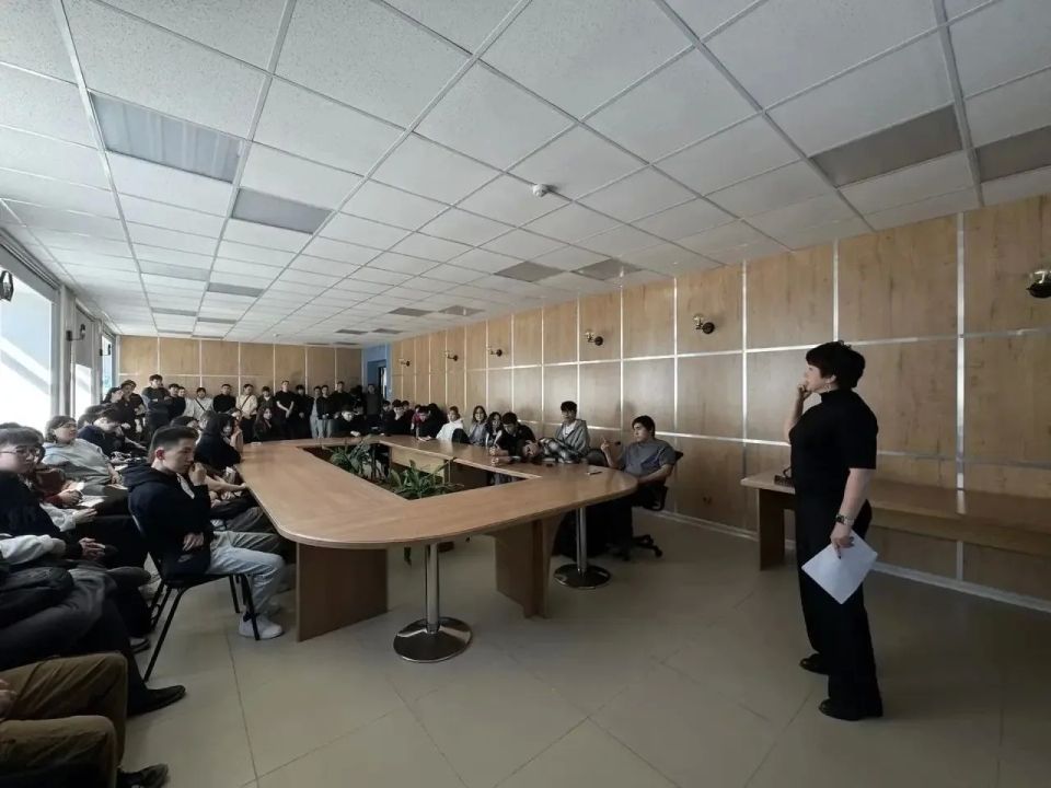 В Якутии в ходе акции «Сообщи, где торгуют смертью» полицией изъято из незаконного оборота около 1 кг наркотиков В Якутии в ходе акции «Сообщи, где торгуют смертью» полицией изъято из незаконного оборота около 1 кг наркотиков