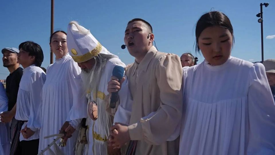 В Якутске открыли этнопарк «Ытык Сир» В Якутске открыли этнопарк «Ытык Сир»