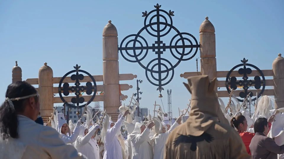 Сегодня торжественно открыли новое общественное пространство – этнопарк «Ытык Сир» в Гагаринском округе Якутска Сегодня торжественно открыли новое общественное пространство – этнопарк «Ытык Сир» в Гагаринском округе Якутска