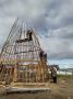 Болугур нэилиэгэр Туос ураа тутуллар