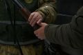Мужчина открыл стрельбу возле своего дома в поселке Кысыл-Сыр