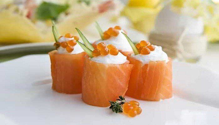Восхитительные закуски на праздничный стол: Рецепты с красной рыбой и сливочным сыром