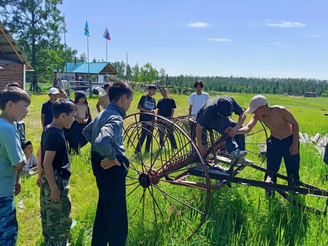 Завершился республиканский слет «Саха Боотур» Завершился республиканский слет «Саха Боотур»