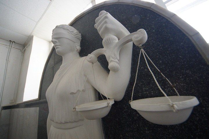 Суд оштрафовал водителя, который уснул за рулем и покалечил пассажира