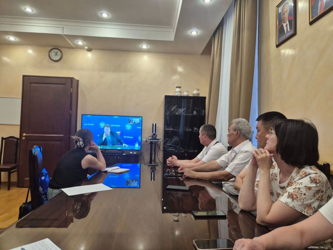 У организаторов выборов Республики Саха (Якутия) начался новый цикл обучающих мероприятий: в фокусе проект «ИнформУИК» У организаторов выборов Республики Саха (Якутия) начался новый цикл обучающих мероприятий: в фокусе проект «ИнформУИК»