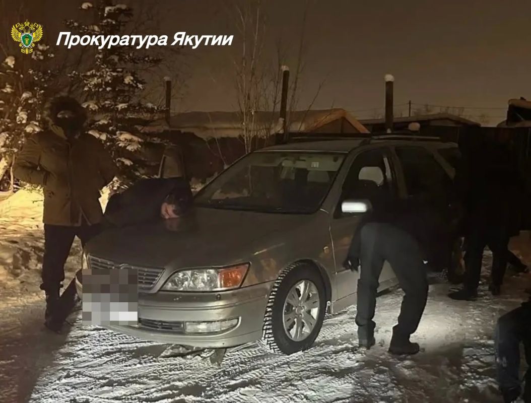 В г. Якутске трое молодых людей осуждены за покушение на незаконный сбыт наркотиков в крупном размере В г. Якутске трое молодых людей осуждены за покушение на незаконный сбыт наркотиков в крупном размере