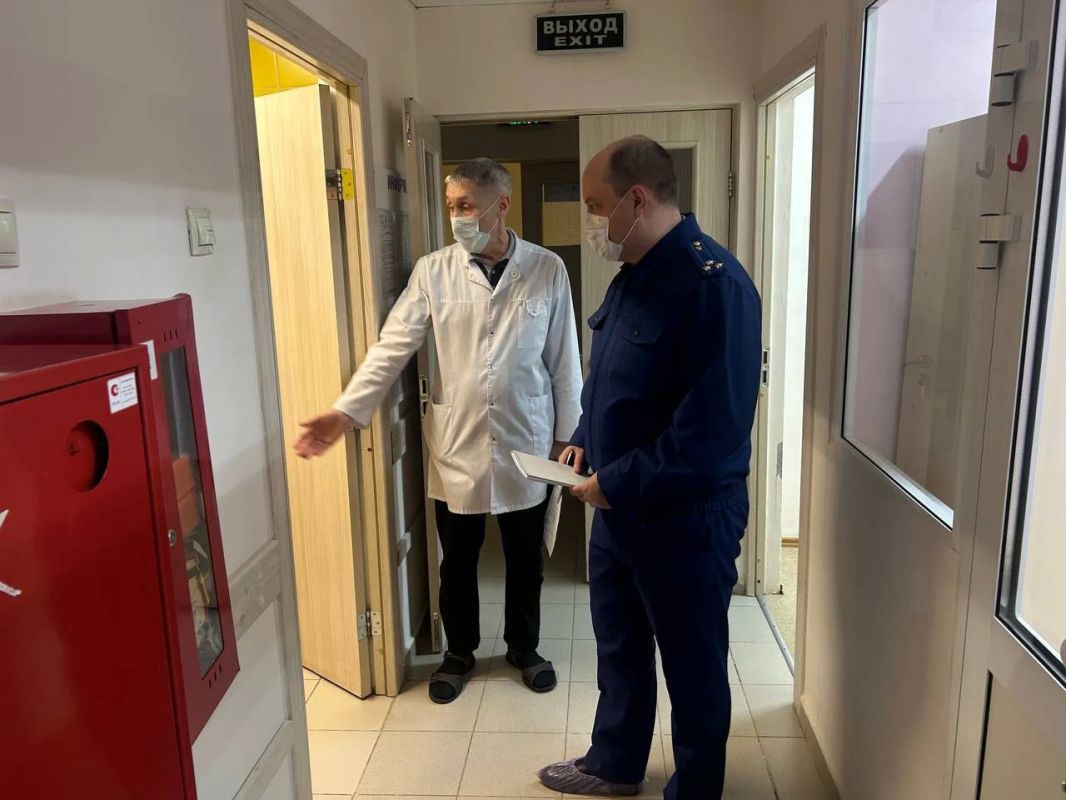 Прокуратура г. Якутска направила в суд уголовное дело о халатности, повлекшей причинение вреда здоровью малолетним детям в Доме малютки Обвинение предъявлено 29-летнего бывшему работнику Центра содействия семейному... Прокуратура г. Якутска направила в суд уголовное дело о халатности, повлекшей причинение вреда здоровью малолетним детям в Доме малютки Обвинение предъявлено 29-летнего бывшему работнику Центра содействия семейному...