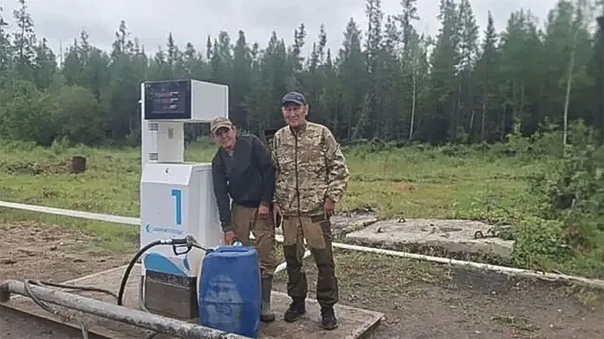 В районах Якутии продолжается отпуск дизельного топлива сельхозтоваропроизводителям для проведения кормозаготовительной кампании