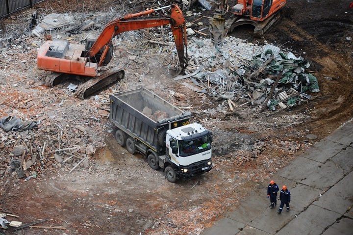 Суд обязал выплатить 1,3 миллиона рублей за снос дома без согласия