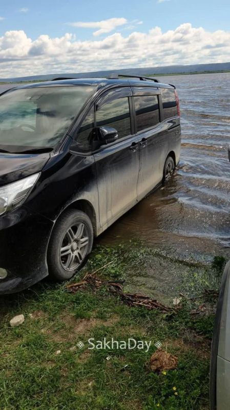 В село Тит-Ары Хангаласского улуса пребывает вода В село Тит-Ары Хангаласского улуса пребывает вода