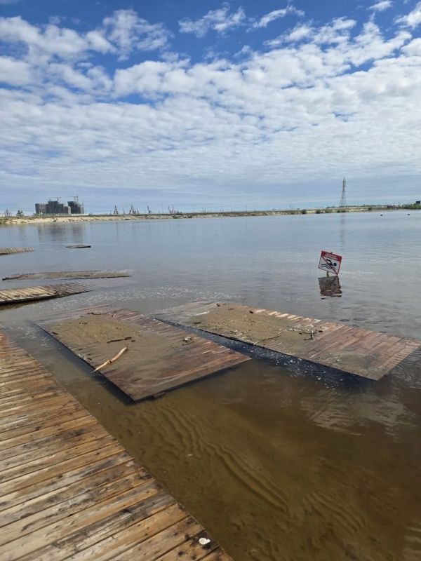 Городской пляж Якутска топит Городской пляж Якутска топит