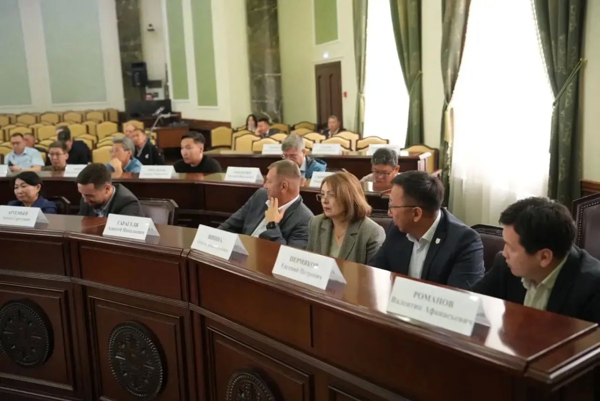 Объявил акцию «Город без пней» Объявил акцию «Город без пней»