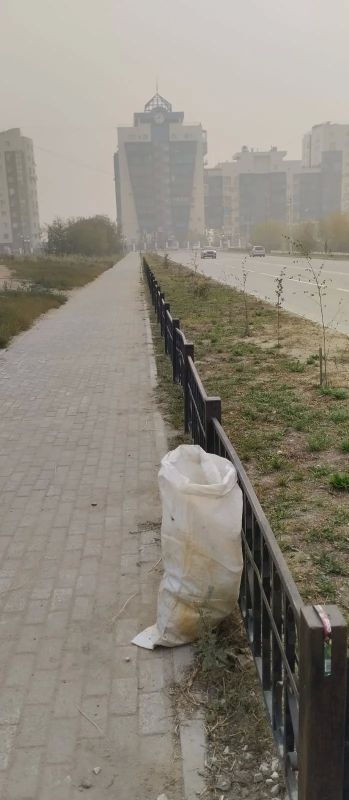 Есть профессии, которые не звучат громко, но без которых невозможно представить нашу жизнь Есть профессии, которые не звучат громко, но без которых невозможно представить нашу жизнь