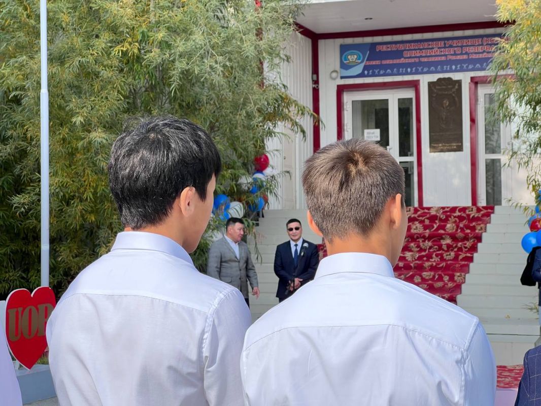 В УОР имени Романа Дмитриева новый учебный год начали 37 новых воспитанников В УОР имени Романа Дмитриева новый учебный год начали 37 новых воспитанников