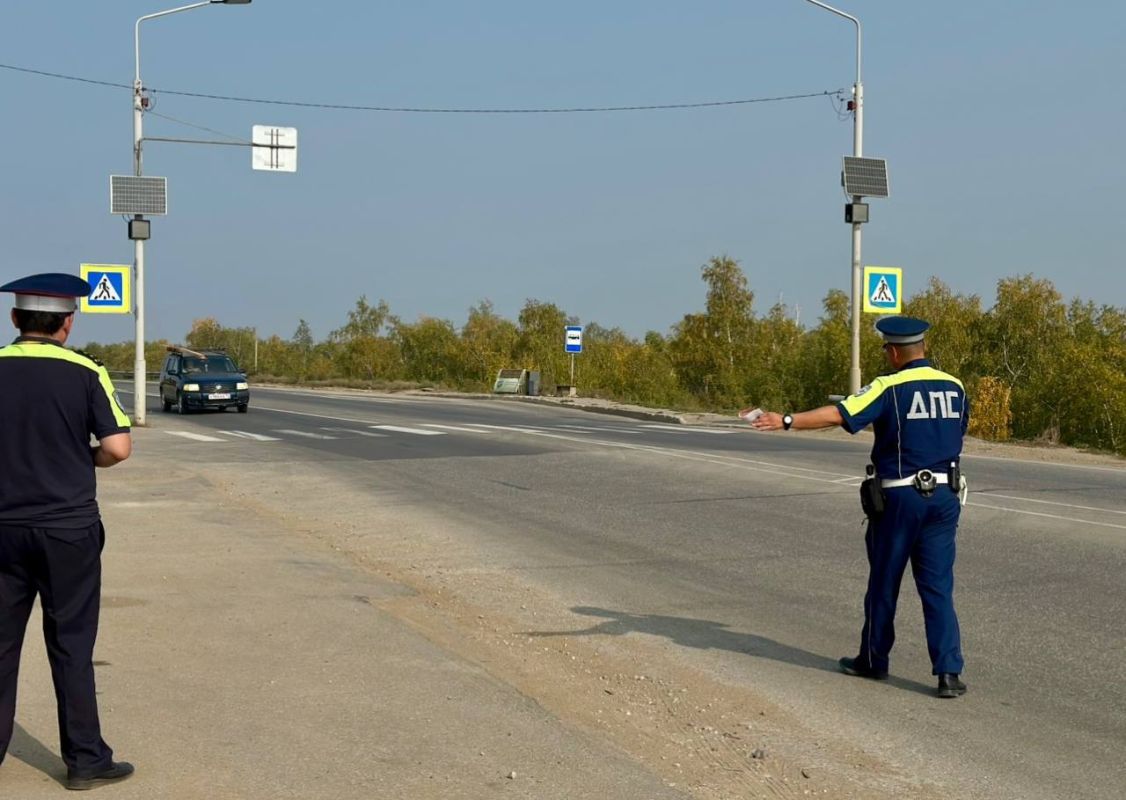 В Якутии прошла совместная акция дорожников и Госавтоинспекции В Якутии прошла совместная акция дорожников и Госавтоинспекции