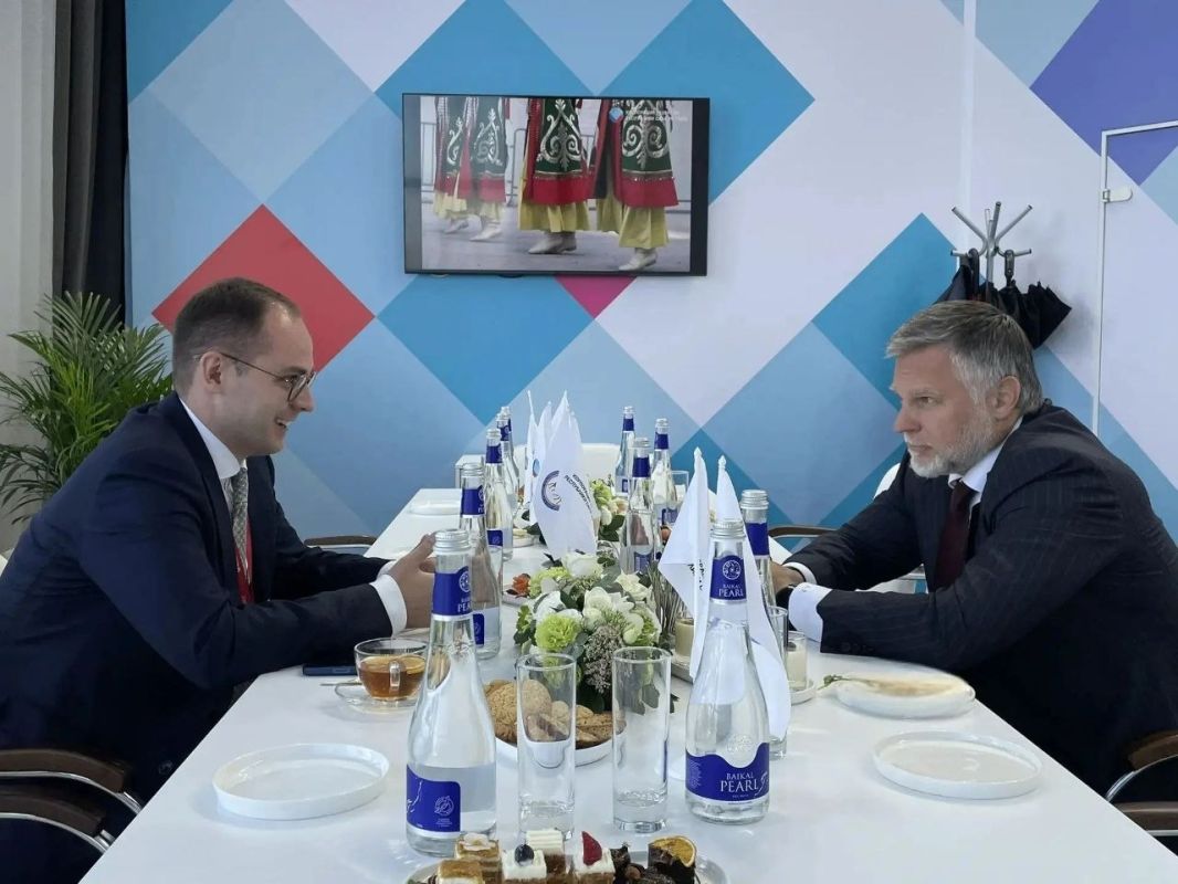 Кирилл Бычков: В заключительный день XI Восточного экономического форума: Кирилл Бычков: В заключительный день XI Восточного экономического форума: