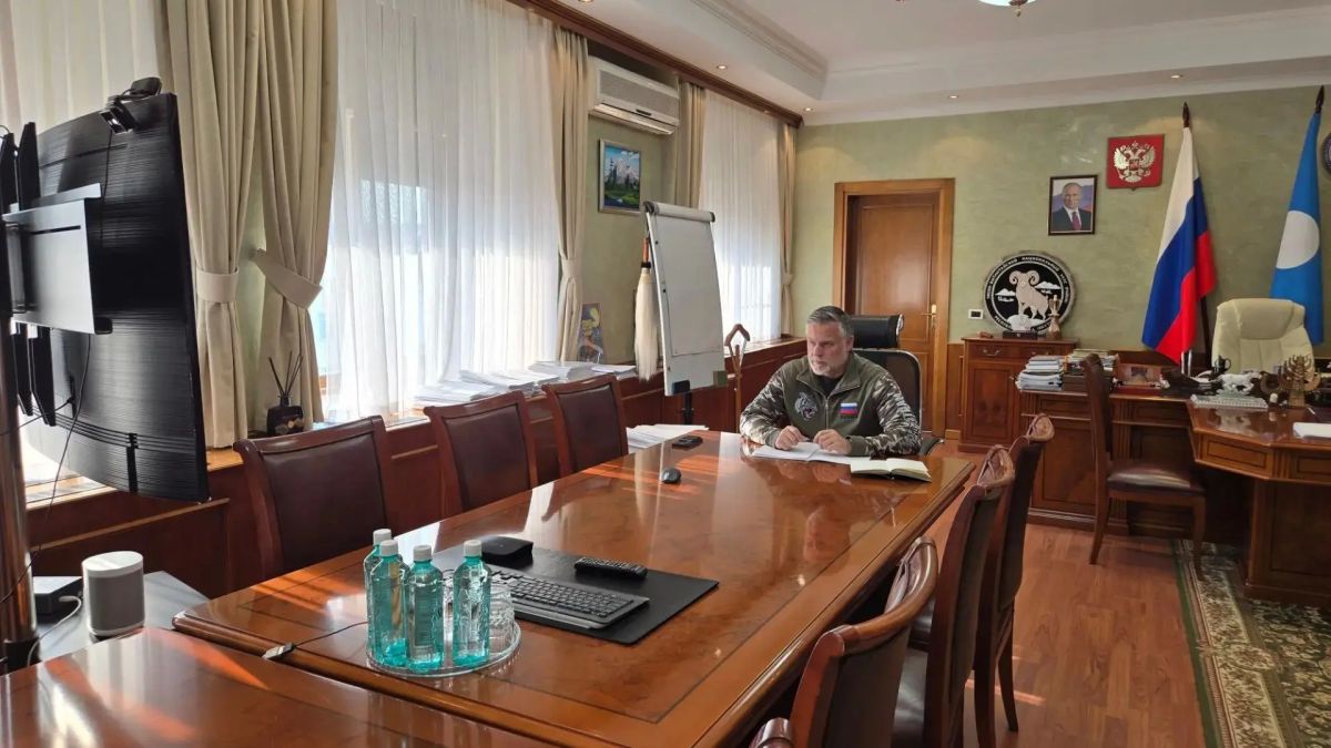 В эти дни на реке Индигирка сложная ситуация в связи со штормом