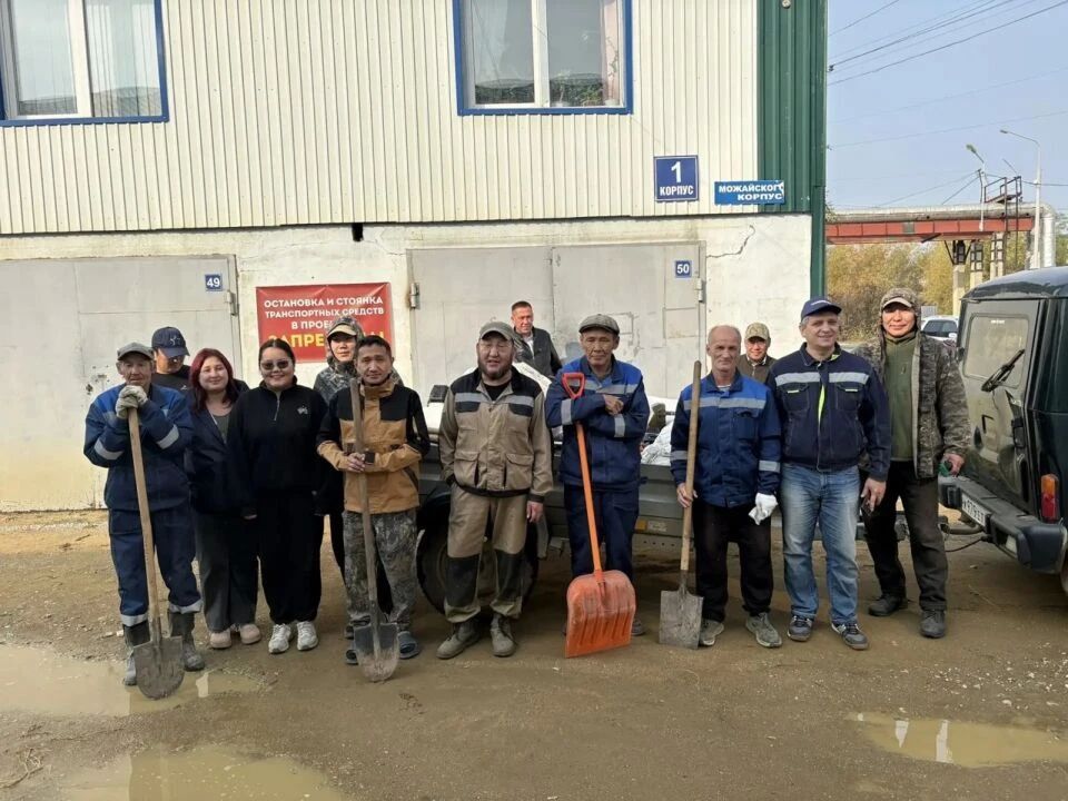 Вместе делаем наш город чище! Вместе делаем наш город чище!