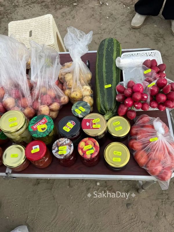 Частники продают излишки у Владимировки #дляsakhaday Частники продают излишки у Владимировки #дляsakhaday