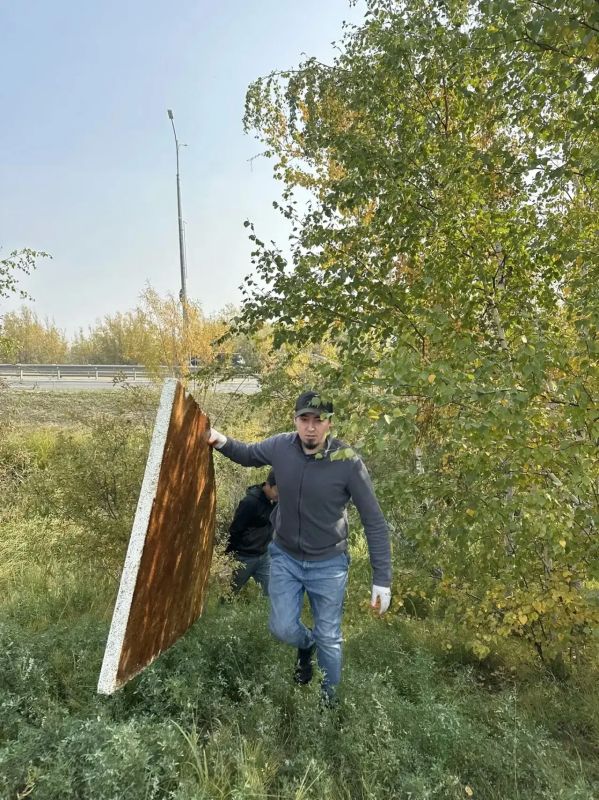 Порядка 2000 человек приняли участие в общегородском субботнике в Гагаринском округе! Порядка 2000 человек приняли участие в общегородском субботнике в Гагаринском округе!