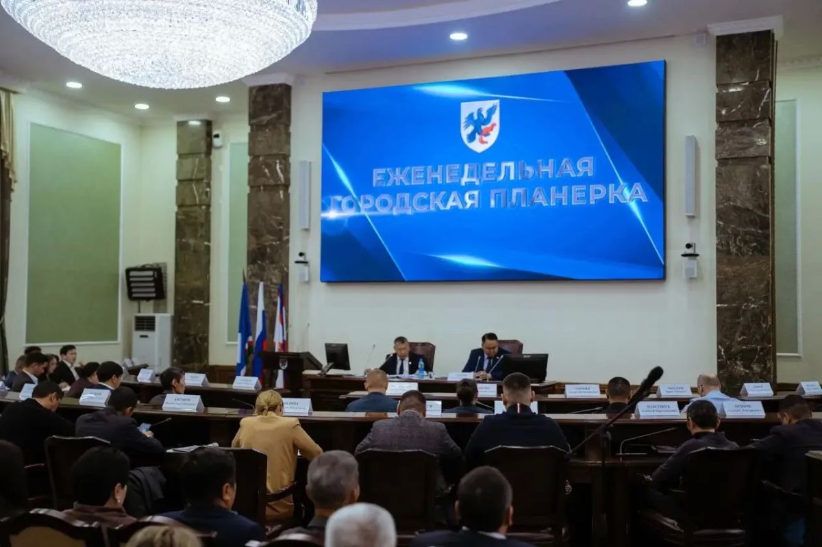 Сегодня на общегородской планерке подвели итоги акции «Город без пней» Сегодня на общегородской планерке подвели итоги акции «Город без пней»
