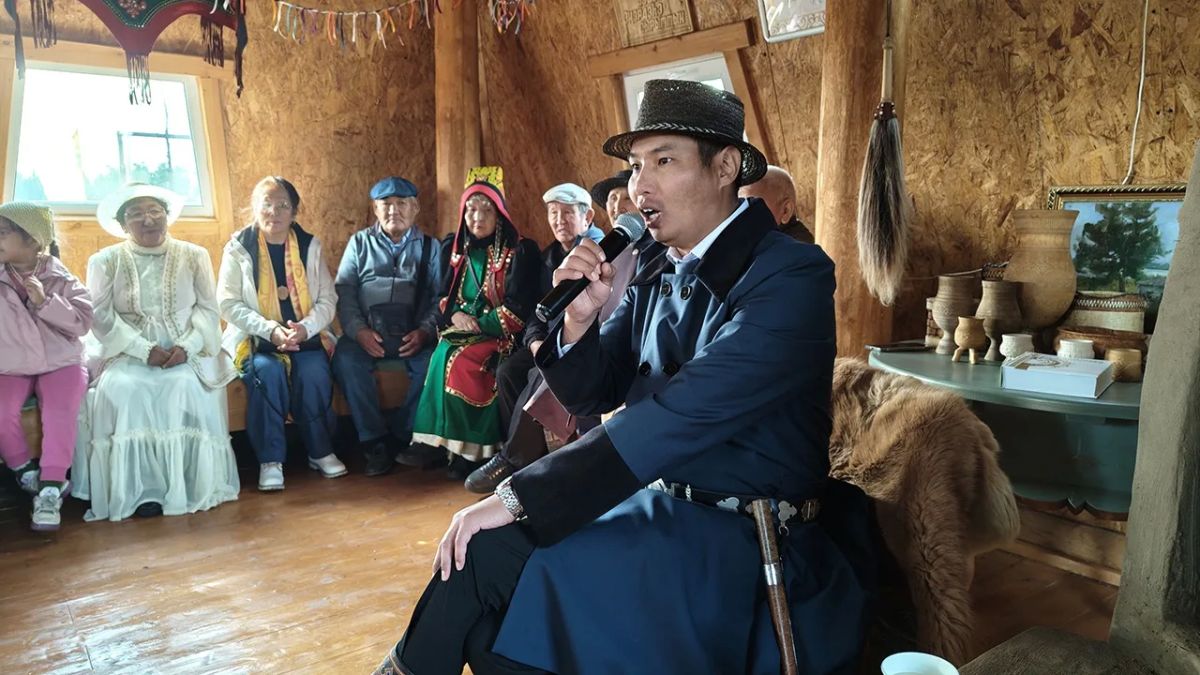 2-с Тыыллыма нэилиэгэр Валентина Уваровская аатынан «Айыы балаана» арылынна Балаан ыйын 5 кнгэр 2-с Тыыллыма нэилиэгэр, Хаатылымаа, Аан дойдутааы норуот эмчиттэрин ассоциациятын магистра, норуоттар икки ардыларынааы... 2-с Тыыллыма нэилиэгэр Валентина Уваровская аатынан «Айыы балаана» арылынна Балаан ыйын 5 кнгэр 2-с Тыыллыма нэилиэгэр, Хаатылымаа, Аан дойдутааы норуот эмчиттэрин ассоциациятын магистра, норуоттар икки ардыларынааы...