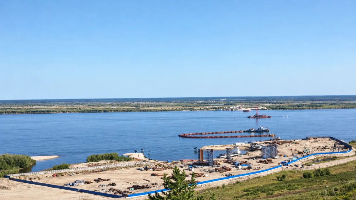 Первые 13 буронабивных свай для пилонов Ленского моста готовы Первые 13 буронабивных свай для пилонов Ленского моста готовы