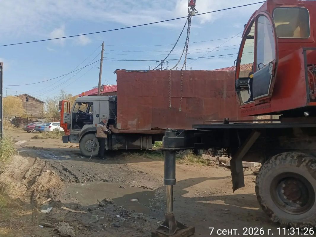В Сайсарском округе продолжается вывоз гаражей, установленных без разрешения В Сайсарском округе продолжается вывоз гаражей, установленных без разрешения