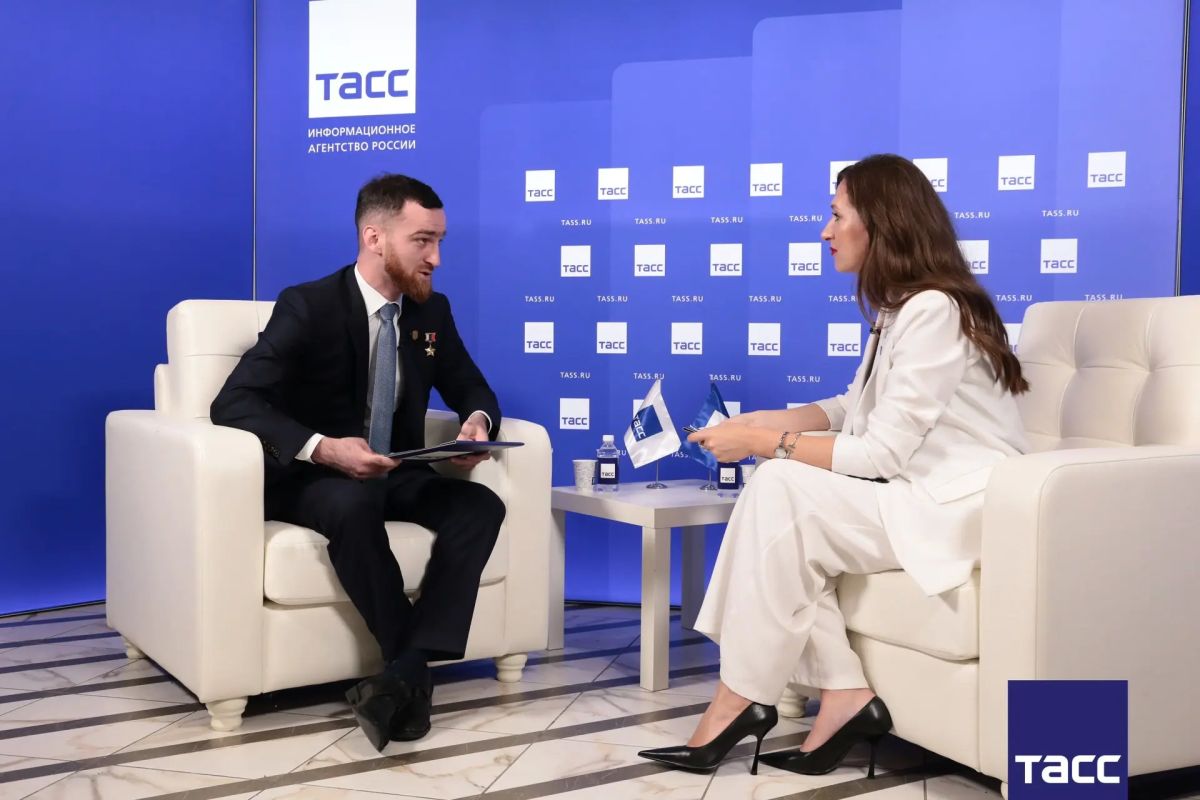 Главное из заявлений, а также фоторепортаж с видеоинтервью врио министра по национальной политике Темирлана Абуталимова Региональному информационному центру " Главное из заявлений, а также фоторепортаж с видеоинтервью врио министра по национальной политике Темирлана Абуталимова Региональному информационному центру "
