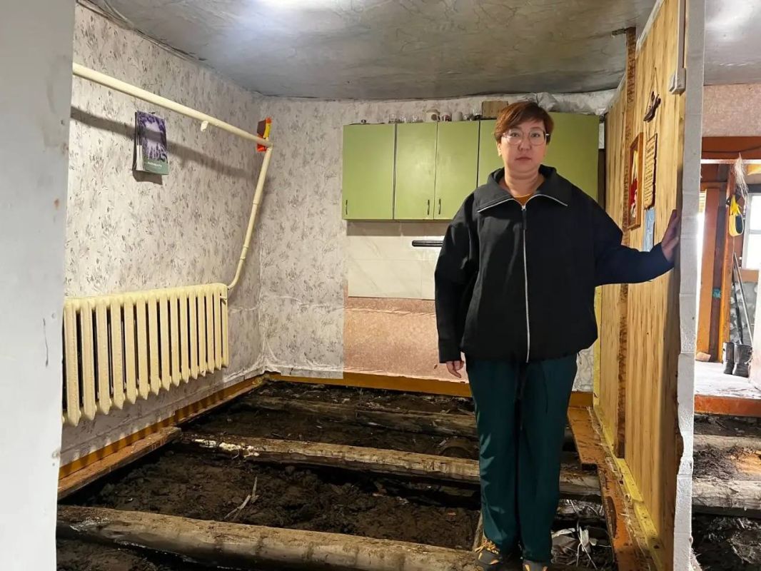 В Верхоянский улус завершена доставка гуманитарной помощи для пострадавших от дождевого паводка В Верхоянский улус завершена доставка гуманитарной помощи для пострадавших от дождевого паводка