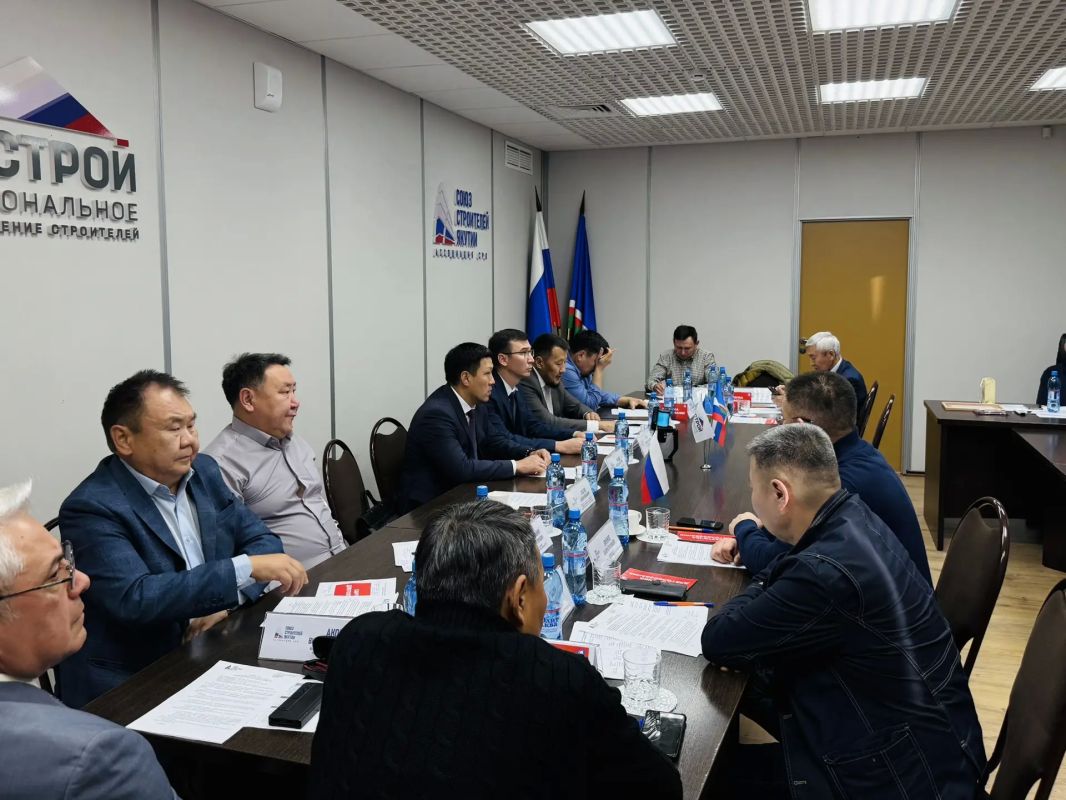 Сегодня принял участие в заседании Коллегиального совета Союза строителей Якутии — крупнейшей СРО в республике и на Дальнем Востоке Сегодня принял участие в заседании Коллегиального совета Союза строителей Якутии — крупнейшей СРО в республике и на Дальнем Востоке