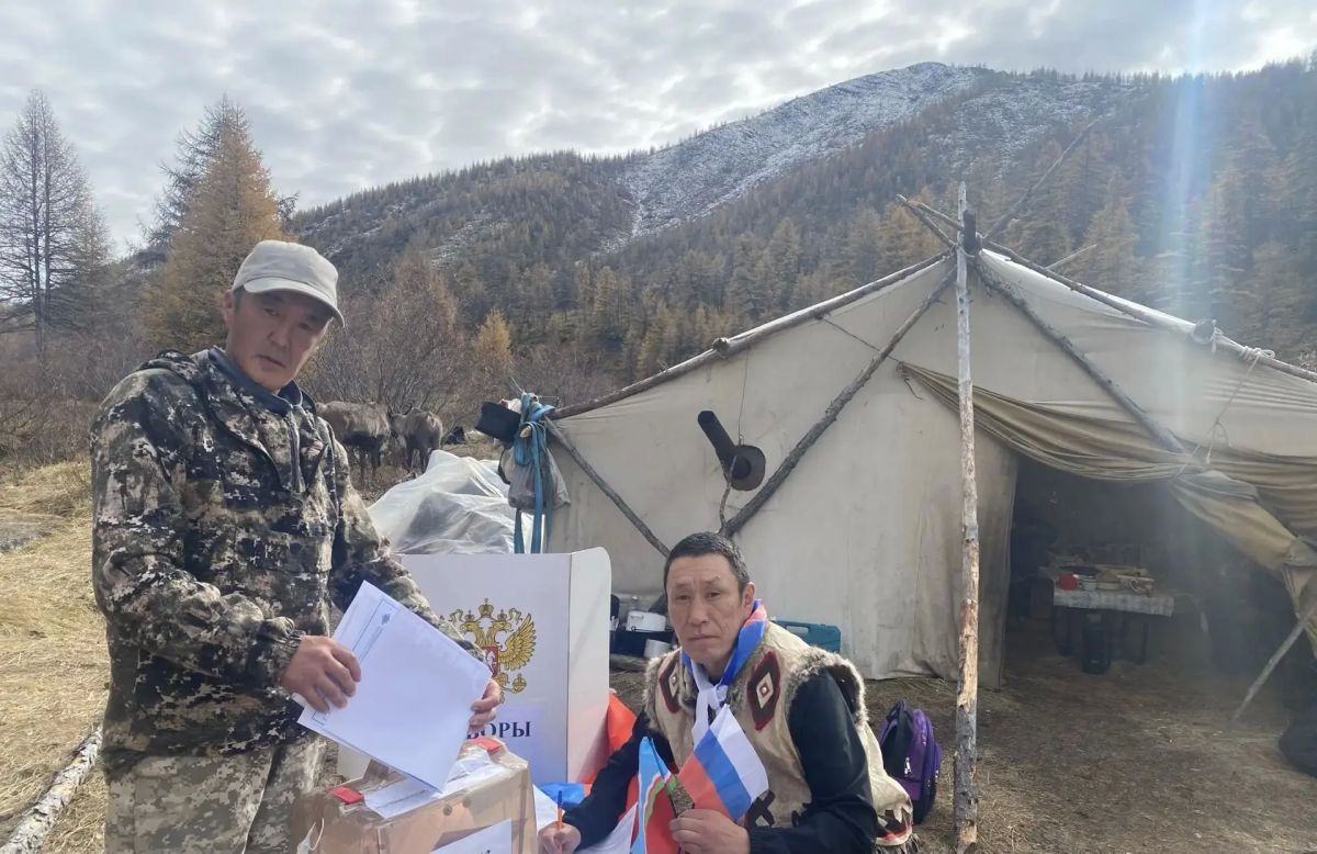 В Кобяйском районе завершается досрочное голосование в труднодоступных местностях В Кобяйском районе завершается досрочное голосование в труднодоступных местностях