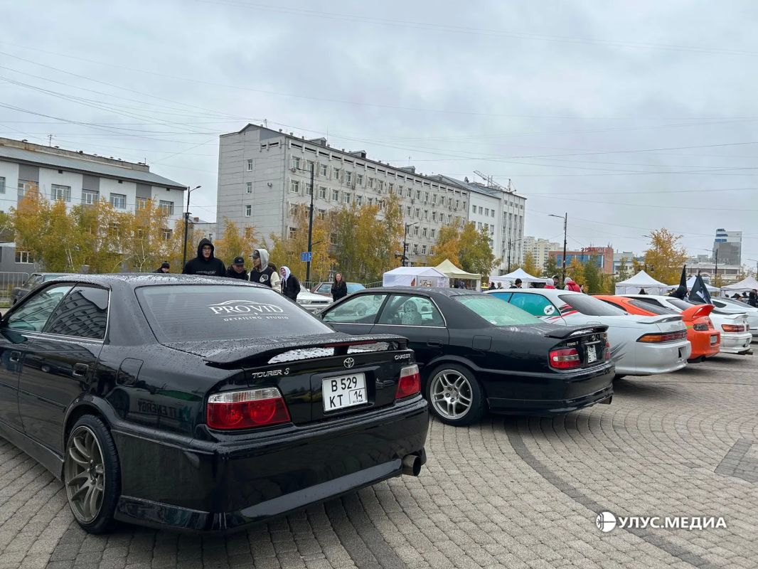 В Якутске проходит фестиваль тюнинг-движения «Авто-Столица» В Якутске проходит фестиваль тюнинг-движения «Авто-Столица»