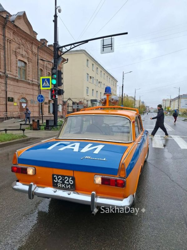 А это не выставочное авто, а вполне действующее А это не выставочное авто, а вполне действующее